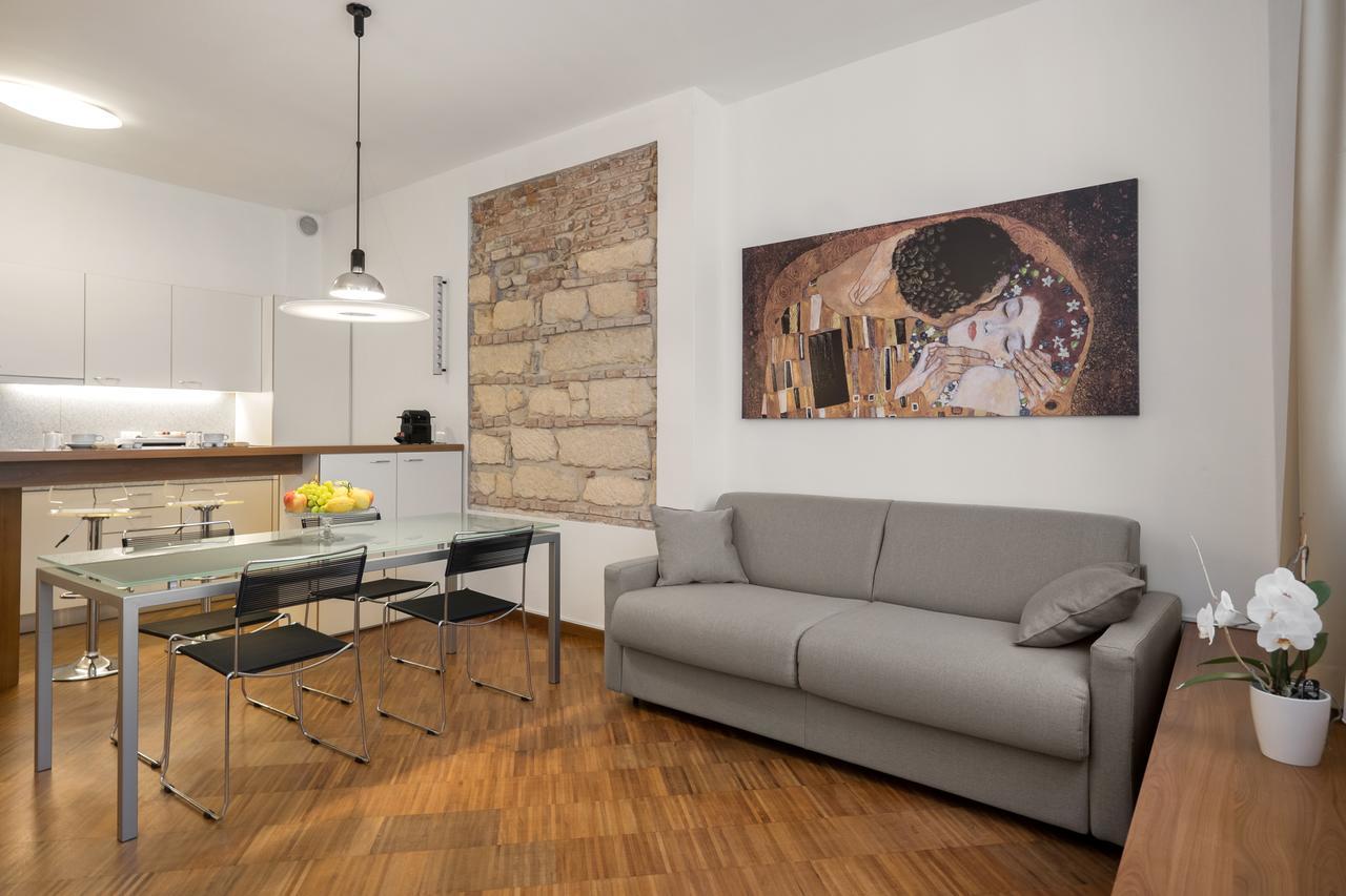 Appartamento Flats4Rent Casa Sailù Verona Esterno foto